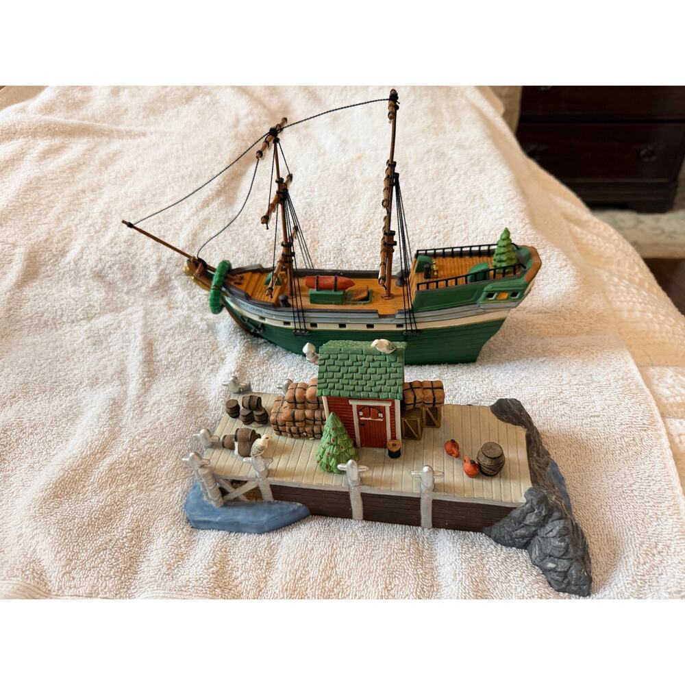 Dept 56 Heritage Village Snow Village The Emily Louise Ship Dock Lighted Set - Picture 6 of 16